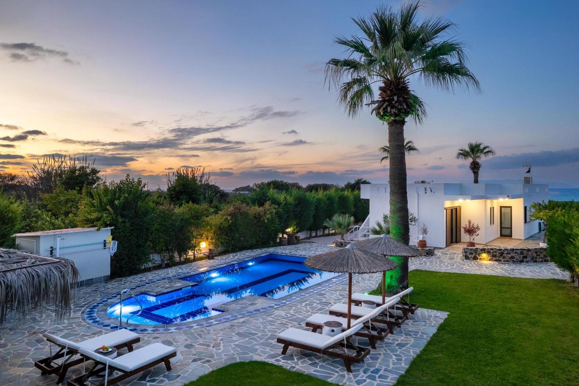 Villa Palmeras Soroni Extérieur photo